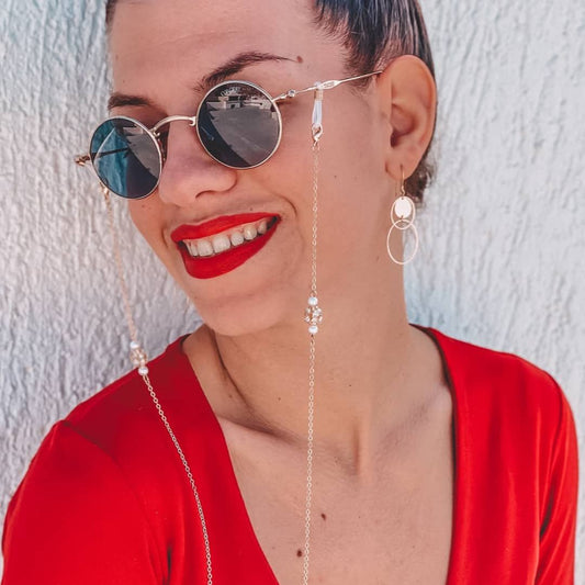 Χρυσή Μεταλλική Αλυσίδα Γυαλιών & Μάσκας με Λευκές Πέρλες CH15